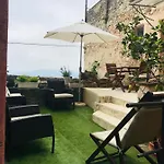 Crosa Tra Le Nuvole