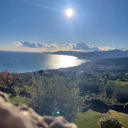 Vakantiehuis Crosa Tra Le Nuvole Borgio Verezzi