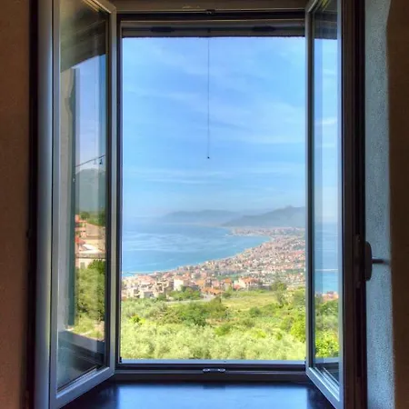 Crosa Tra Le Nuvole Holiday home *