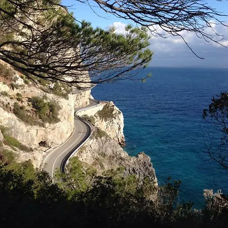 Crosa Tra Le Nuvole Casa vacanze Borgio Verezzi