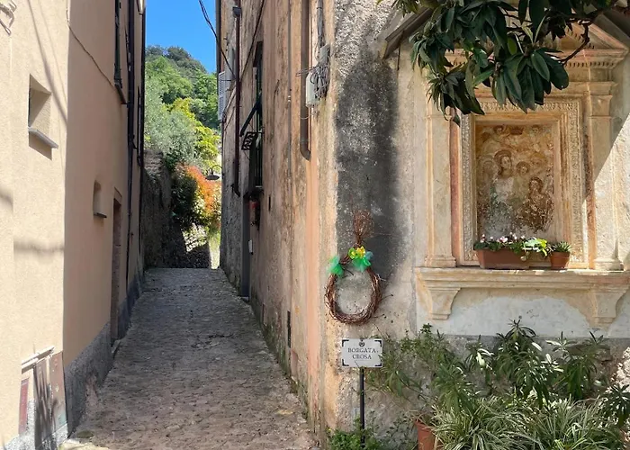 Crosa Tra Le Nuvole * Borgio Verezzi